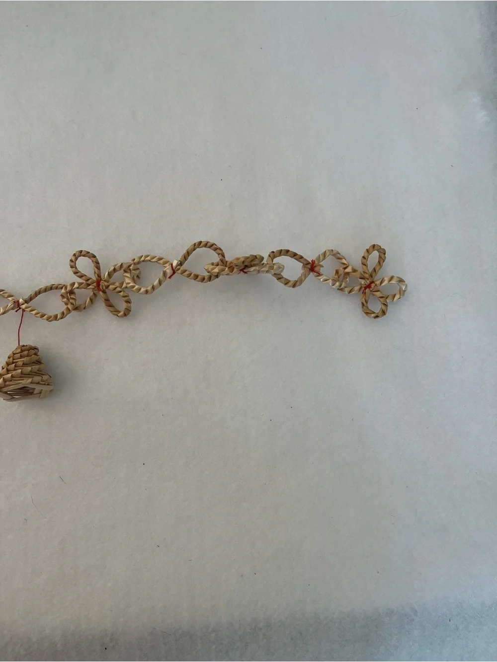 N/A straw tree